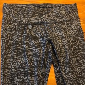 Patterned running leggings